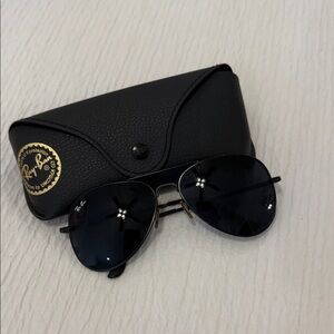 Ray-Ban Dark Lens Aviator Sunglasses